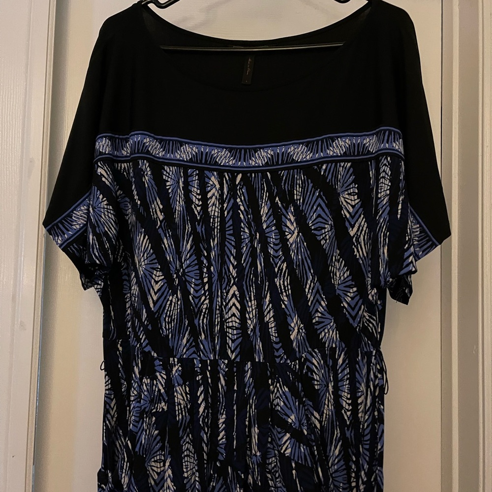 Blue BCBG dress with pockets